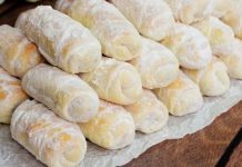 Ljudi su poludjeli za ovim kiflicama – jednostavan domaći recept s orasima spreman za samo 10 minuta! Ljudi su poludjeli za ovim kiflicama – jednostavan domaći recept s orasima spreman za samo 10 minuta! - featured image