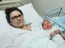 KADA SE RODIO, ČITAV BALKAN JE ZANIJEMIO! Kako danas izgleda BEBA DŽIN iz Milanovca: Sa 5 mjeseci imao 10kg, ima i HIT NADIMAK (FOTO) KADA SE RODIO, ČITAV BALKAN JE ZANIJEMIO! Kako danas izgleda BEBA DŽIN iz Milanovca: Sa 5 mjeseci imao 10kg, ima i HIT NADIMAK (FOTO) - featured image