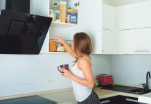 2 tečna sastojka za čišćenje radne površine u kuhinji: Ne ostaju mrlje i lako se ispira