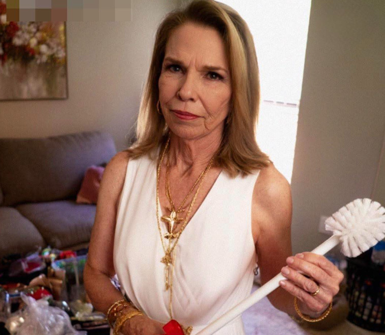 Svake godine mi je poklanjala uvrede – ove godine sam je razotkrila pred svima - featured image Svake godine mi je poklanjala uvrede – ove godine sam je razotkrila pred svima - featured image