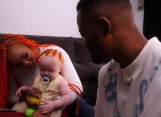 Crni roditelji dobili potpuno belu bebu sa riđom kosom: Ocu savetovali da uradi DNK test, a onda je otrkivena šokantna istina Crni roditelji dobili potpuno belu bebu sa riđom kosom: Ocu savetovali da uradi DNK test, a onda je otrkivena šokantna istina - featured image