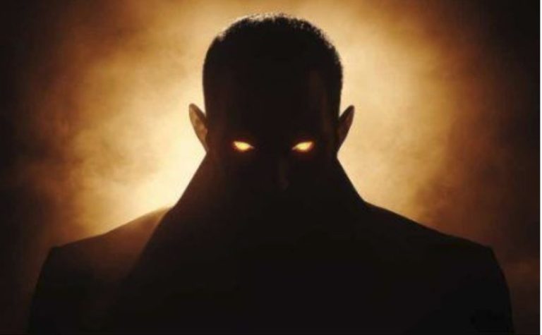 ZLO JE U TVOJOJ BLIZINI: 8 znakova da vas neka osoba ne može ‘očima smisliti’ - featured image ZLO JE U TVOJOJ BLIZINI: 8 znakova da vas neka osoba ne može ‘očima smisliti’ - featured image