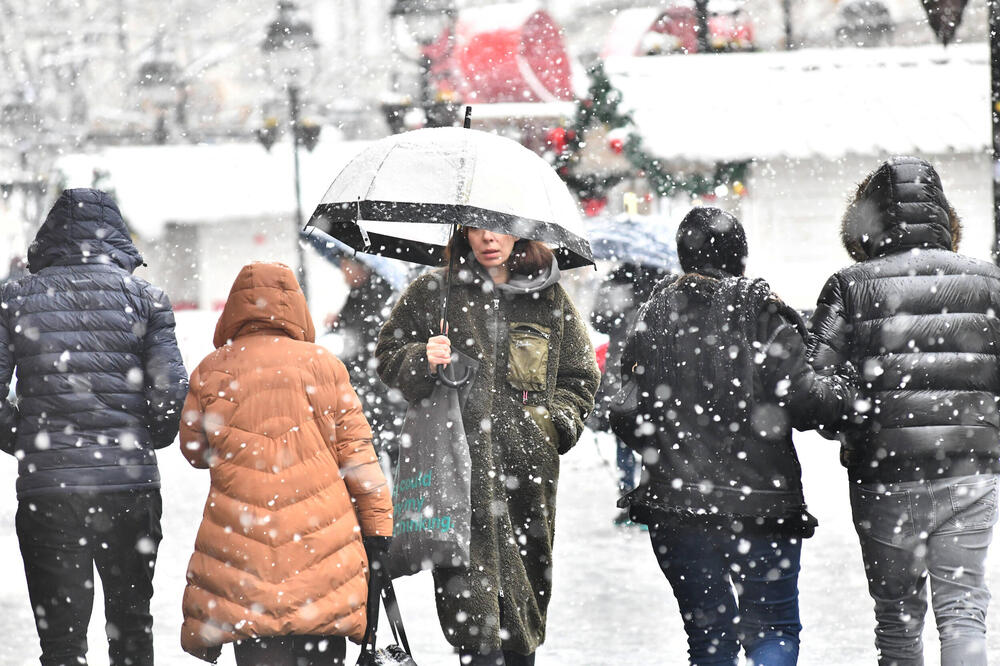 Ako na Božić pada sneg, to znači samo jedno! Evo kakva nas godina čeka! - featured image Ako na Božić pada sneg, to znači samo jedno! Evo kakva nas godina čeka! - featured image