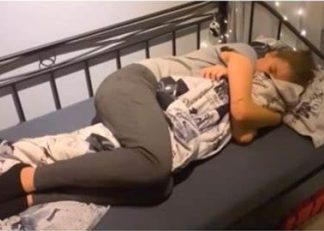 OVO BI TREBALI ZNATI SVI KOJI NOĆU NE MOGU SPAVATI: Morate probati što ovaj trik može učiniti – 2 minute i spavate!