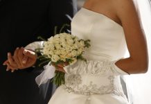 Majko mila, kakva prevara! Par se venčavao i razvodio 12 puta za 43 godine, šokiraće vas razlog ovoga