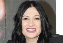 Čuvena pevačica ostavila je muža i sina zbog 13 godina mlađeg pa je snašao užas…