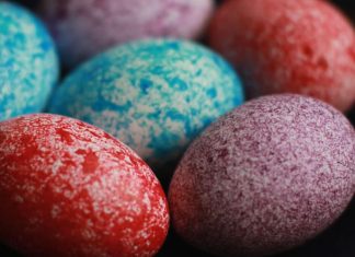 Tehnika farbanja uz koja ćete dobiti najlepša jaja sa predivnom šarom: Kad je jednom probate, zaboravićete na lukovinu