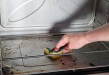 Niste OČISTILI RERNU godinu dana? Evo kako da uklonite MASNOĆU I NASLAGE – ponovo će biti KAO NOVA Niste OČISTILI RERNU godinu dana? Evo kako da uklonite MASNOĆU I NASLAGE - ponovo će biti KAO NOVA - featured image