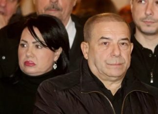 Imala je 20 kg više i vjenčanicu zbog koje bi je danas ismijavali: Ovako je Zlata izgledala na vjenčanju s Hasanom (FOTO) Imala je 20 kg više i vjenčanicu zbog koje bi je danas ismijavali: Ovako je Zlata izgledala na vjenčanju s Hasanom (FOTO) - featured image