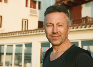 Švalera ćete odmah prepoznati na prvi pogled: Svaki ženskaroš ima ovih 5 ključnih osobina Švalera ćete odmah prepoznati na prvi pogled: Svaki ženskaroš ima ovih 5 ključnih osobina - featured image