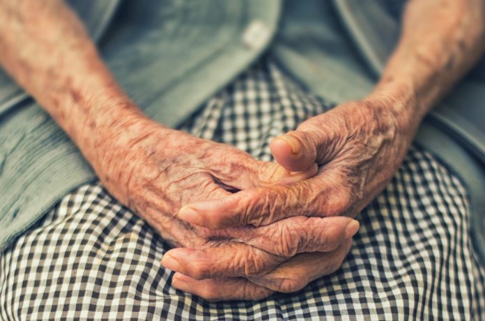 Kada vas odrasla djeca ne poštuju i ignorišu, poduzmite ovih 7 koraka: Vidjet ćete kako se stvari mijenjaju - featured image