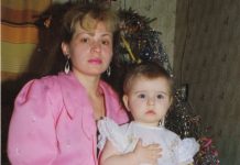 Kad ćerke nasleđuju lošu sudbinu svojih majki? Psiholog kaže da se tačno zna ko će u ljubavi proći kao bos po trnju Kad ćerke nasleđuju lošu sudbinu svojih majki? Psiholog kaže da se tačno zna ko će u ljubavi proći kao bos po trnju - featured image