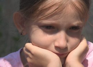 Dijete koje nije dobilo dovoljno ljubavi u djetinjstvu ispoljava dvije loše osobine kada odraste