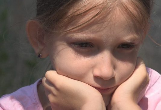 Dijete koje nije dobilo dovoljno ljubavi u djetinjstvu ispoljava dvije loše osobine kada odraste