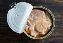 ŠOK U LABORATORIJI Otvorili konzerve stare 40 godina, a umesto pokvarene ribe pronašli NEVEROVATNU STVAR