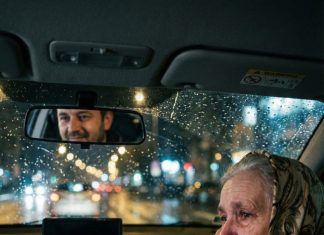 Taksista vozio baku u dom besplatno: Nakon njene smrti dobio je pismo koje ga je šokiralo Taksista vozio baku u dom besplatno: Nakon njene smrti dobio je pismo koje ga je šokiralo - featured image