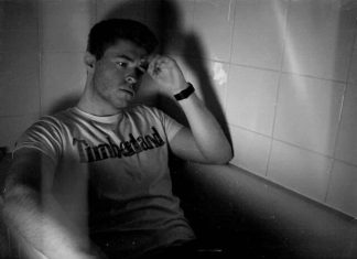 Kako pametna žena natjera muškarca da mu nedostaje Kako pametna žena natjera muškarca da mu nedostaje - featured image