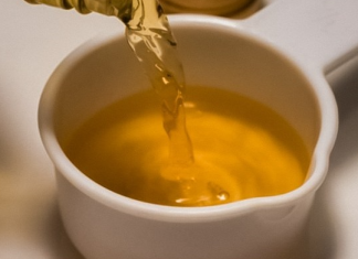 SVAKO VEČE PRIJE SPAVANJA POPITI JEDNU ČAŠU: Spalit ćete masnoću i OČISTITI DEBELO CRIJEVO