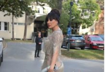 Ceca kao boginja stigla na venčanje o kojem bruji zemlja: Ali ovaj put je imala pratnju!!Pogledajte ko je muškarac uz kojeg Ceca ne skida osmijeh s lica!!!! Ceca kao boginja stigla na venčanje o kojem bruji zemlja: Ali ovaj put je imala pratnju!!Pogledajte ko je muškarac uz kojeg Ceca ne skida osmijeh s lica!!!! - featured image