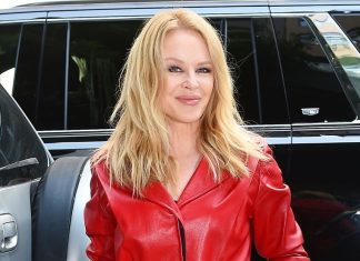 “Da nam je da starimo kao ona”: U 57. godini pokazala IZVAJANO TELO, izgleda neverovatno