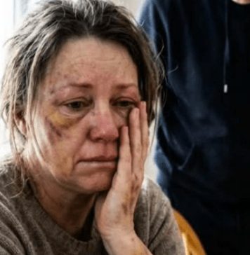 Moj sin me udario sinoć, a ja nisam ništa rekla. U toj tišini shvatila sam jednu stvar: ako on više nije sin, nego čudovište, onda ja više neću biti majka. Moj sin me udario sinoć, a ja nisam ništa rekla. U toj tišini shvatila sam jednu stvar: ako on više nije sin, nego čudovište, onda ja više neću biti majka. - featured image