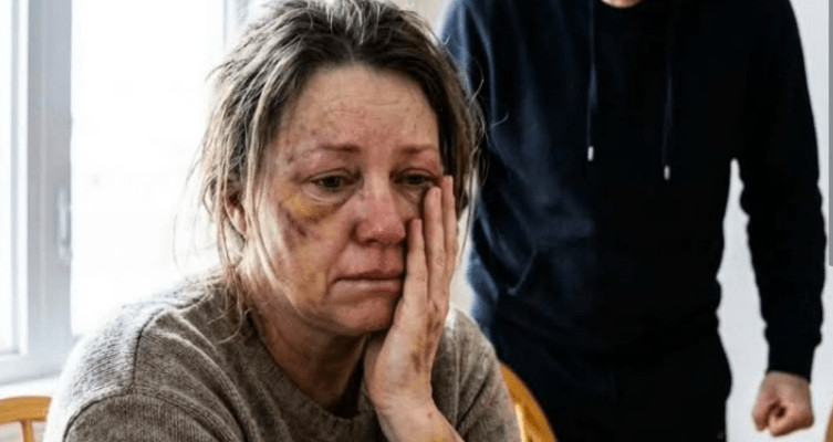 Moj sin me udario sinoć, a ja nisam ništa rekla. U toj tišini shvatila sam jednu stvar: ako on više nije sin, nego čudovište, onda ja više neću biti majka. - featured image