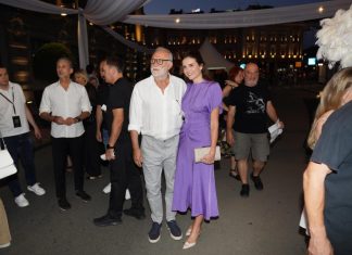 Veliko slavlje u domu Ristovski!!Anica TRUDNA…Lazaru se želja ispunila!!!!!Od obične romase do trudnoće Pogledajte reakciju Danice bivše supruge….. Veliko slavlje u domu Ristovski!!Anica TRUDNA…Lazaru se želja ispunila!!!!!Od obične romase do trudnoće Pogledajte reakciju Danice bivše supruge….. - featured image