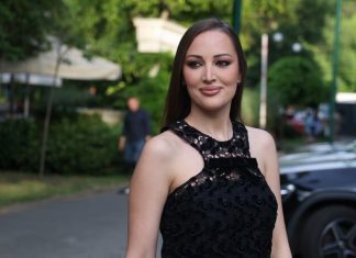 “RAZIŠLI SMO SE, SVAKO JE KRENUO SVOJIM PUTEM” Aleksandra Prijović proživela veliku izdaju: Varao sam je, neka ona prizna svoj greh… “RAZIŠLI SMO SE, SVAKO JE KRENUO SVOJIM PUTEM” Aleksandra Prijović proživela veliku izdaju: Varao sam je, neka ona prizna svoj greh… - featured image