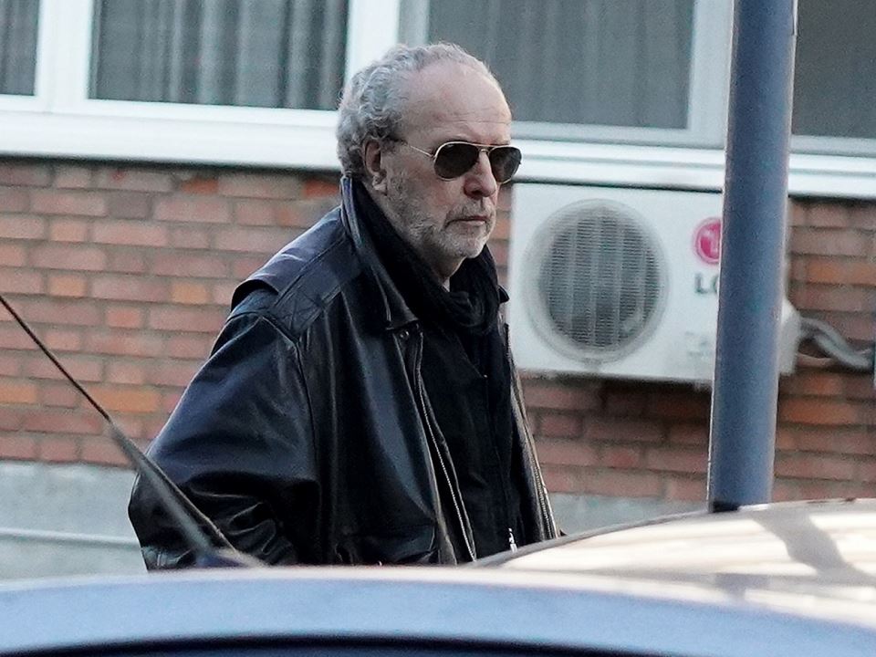 Potekao sa Kosova, ludovao sa Milenom Dravić dok ga je kod kuće čekala najlepša doktorka: Danas omiljeni na pijaci u Beogradu, a njegovog sina svi dobro znamo - featured image