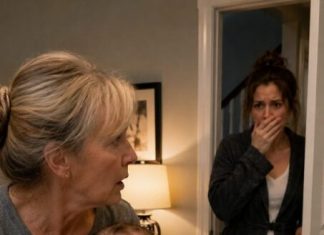 Zašto Emily nikome nije dala da okupa Liama: trag na dječakovim leđima otkrio je priču koju je porodica mjesecima čuvala Zašto Emily nikome nije dala da okupa Liama: trag na dječakovim leđima otkrio je priču koju je porodica mjesecima čuvala - featured image