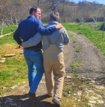 ISPOVIJEST BOŠNJAKA: “1992. god. smo iz Bijeljine izbjegli u Njemačku. Kuću nam je čuvao Srbin. Kada smo se nakon 10 godina vratili…” ISPOVIJEST BOŠNJAKA: “1992. god. smo iz Bijeljine izbjegli u Njemačku. Kuću nam je čuvao Srbin. Kada smo se nakon 10 godina vratili…” - featured image